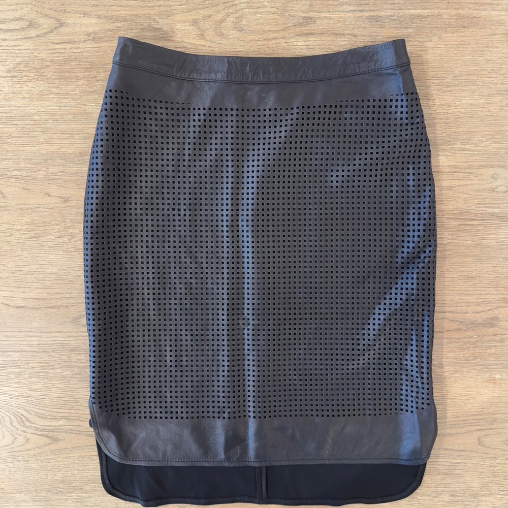 Trouve Laser Cut Leather Lined Pencil Knee Length Skirt-Black-Women's Size 4